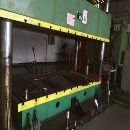 []出售一台800t四柱液压机